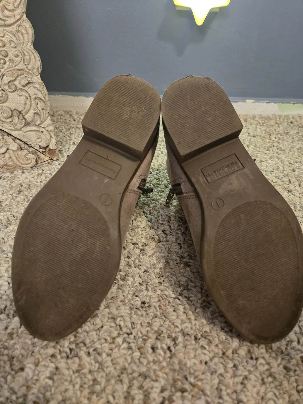 GIRLS -Size 1 :Scalloped Suede Ankle Boots with Glitter Inset - Taupe